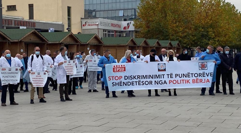 Projektligji i Pagave, Sindikata e Shendetesise ne Kosove e pakenaqur